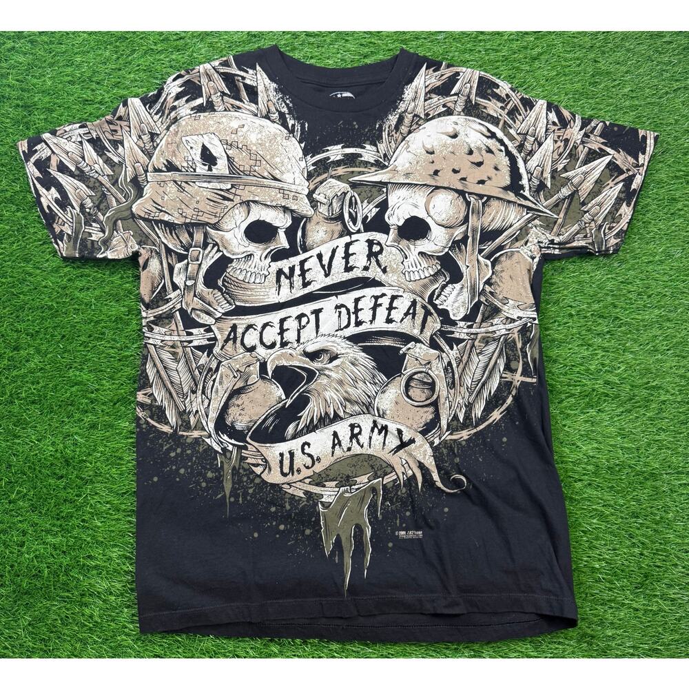 7.62 Design U.S. Army Never Accept Defeat T-Shirt Skull Eagle Graphic Men’s L